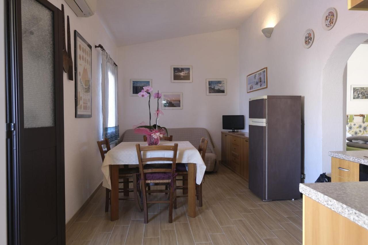 Aria Di Vacanza - Gelsi Olbia Buitenkant foto