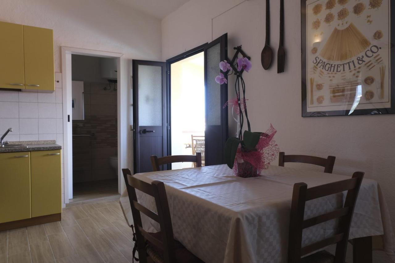 Aria Di Vacanza - Gelsi Olbia Buitenkant foto