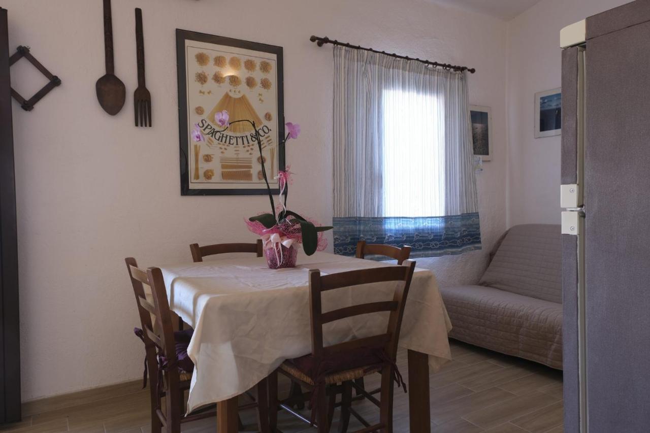 Aria Di Vacanza - Gelsi Olbia Buitenkant foto