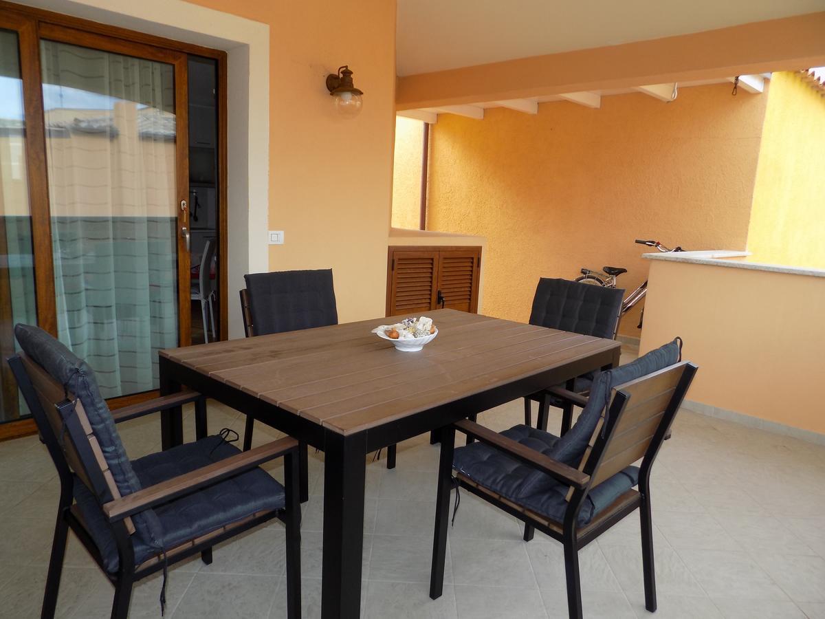 Aria Di Vacanza - Gelsi Olbia Buitenkant foto